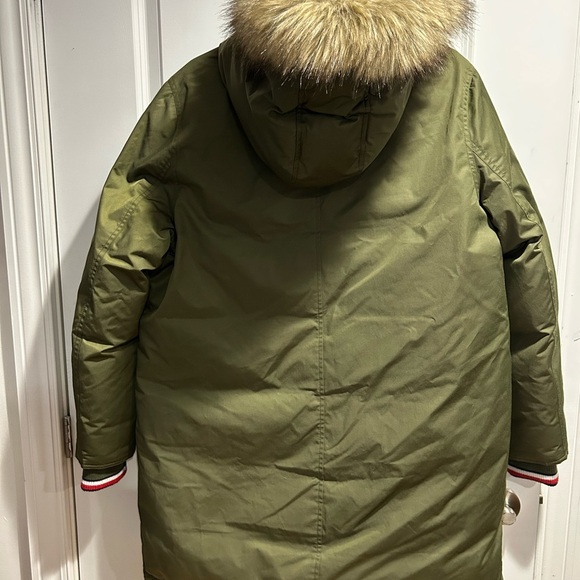 Tommy Hilfiger womens Khaki puffer jacket size large - Picture 4 of 8
